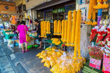 Bangkok, Tayland - 22 Mart 2018: Bir yaz günü Chinatown Bangkok, Tayland, çiçek pazarı