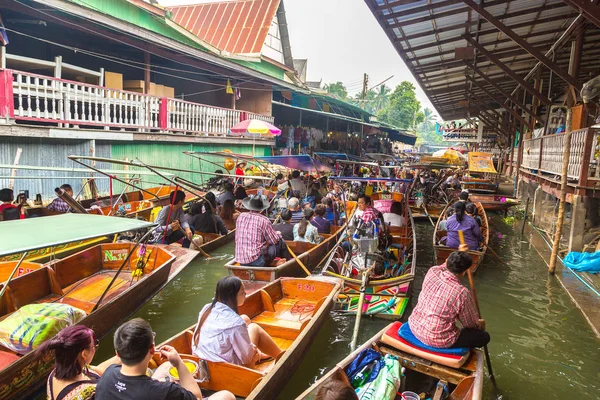 Bangkok Thailandia Marzo 2018 Mercato Galleggiante Thailandia Una Giornata Estiva — Foto Stock