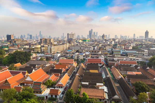 Bangkok, Tayland Wat Saket tapınakta bir yaz günü, havadan görünümü