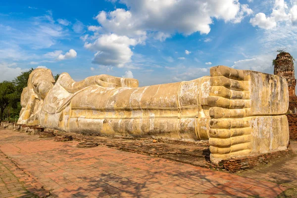 Buda Adormecido Buda Reclinado Ayutthaya Tailândia Dia Verão — Fotografia de Stock