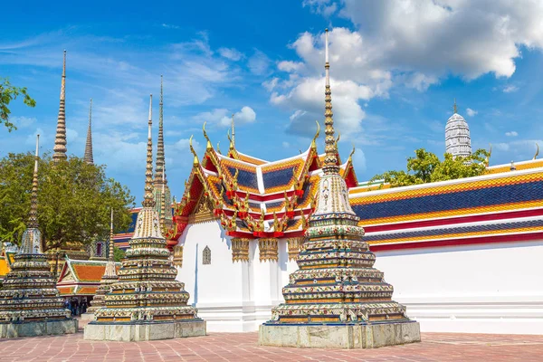 Świątynia Wat Pho Bangkoku Letnie Dni — Zdjęcie stockowe