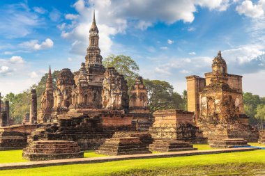 Sukhothai Tarih Parkı, bir yaz günü Tayland
