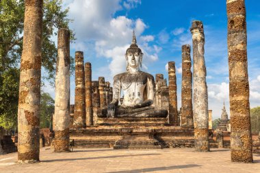 Sukhothai Tarih Parkı, bir yaz günü Tayland