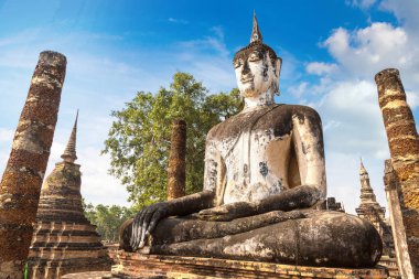 Sukhothai Tarih Parkı, bir yaz günü Tayland
