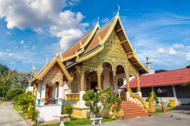 Wat Chiang man - Chiang Mai, Tayland bir yaz günü tapınakta Budistler