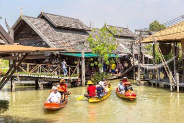 Pattaya, Tayland - 11 Mart 2018: Pattaya, Tayland bir yaz günü, Suüstü pazarı