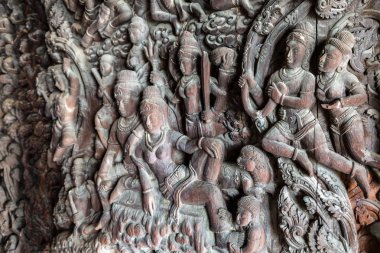 Bir yaz günü Tayland, Pattaya 'da Gerçeğin Sığınağı