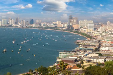 Pattaya Körfezi, Tayland 'da yaz günü panoramik hava manzarası