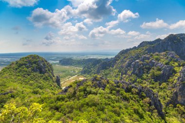 Panoramik hava görünümünde Khao Sam ROI Yot Milli Parkı, Tayland bir yaz günü