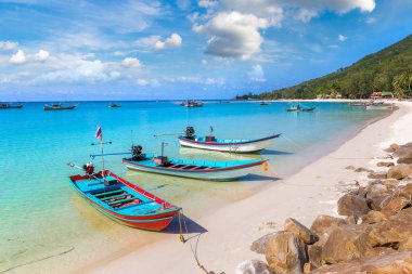 Koh Samui Adası, Tayland bir yaz günü geleneksel ahşap balıkçı teknesi