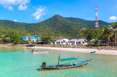 Koh Samui Adası, Tayland bir yaz günü geleneksel ahşap balıkçı teknesi