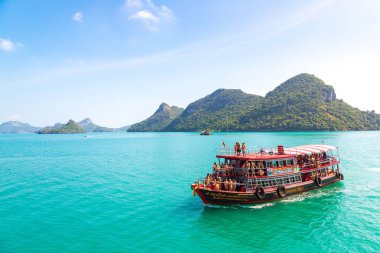 Samui, Tayland - 29 Mart 2018: Mu Ko Ang Thong Milli Parkı, Tayland bir yaz günü
