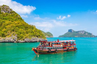 Samui, Tayland - 29 Mart 2018: Mu Ko Ang Thong Milli Parkı, Tayland bir yaz günü