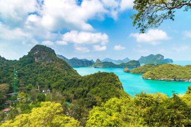 Bir yaz günü Mu Ko Ang Thong Milli Parkı, Tayland hava panoramik görünümü