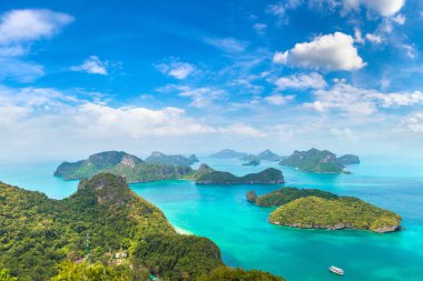 Bir yaz günü Mu Ko Ang Thong Milli Parkı, Tayland hava panoramik görünümü