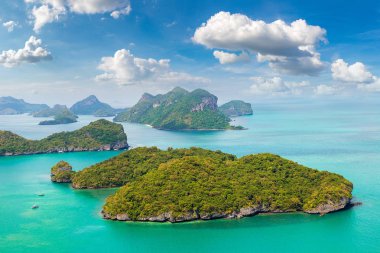 Bir yaz günü Mu Ko Ang Thong Milli Parkı, Tayland hava panoramik görünümü