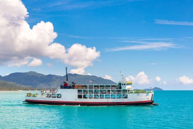 Koh Samui Adası, Tayland bir yaz günü feribot
