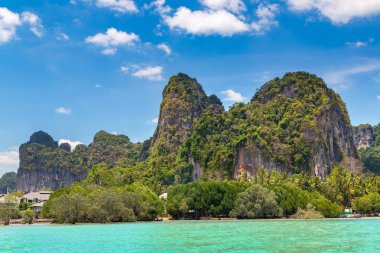 Ao Phra Nang Beach, Krabi, Tayland bir yaz günü