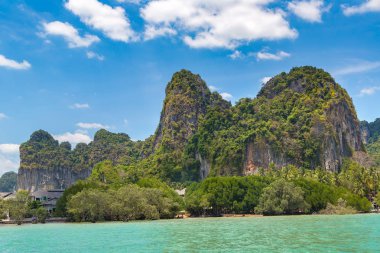 Ao Phra Nang Beach, Krabi, Tayland bir yaz günü
