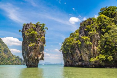 James Bond Adası Phang Nga Körfezindeki, bir yaz günü Tayland