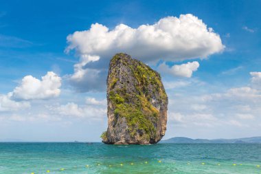 Poda Adası, bir yaz günü Tayland