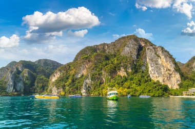 Koh Phi Phi Don Island, Tayland bir yaz günü
