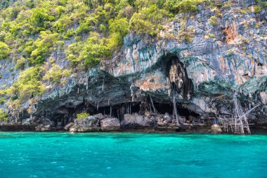 Viking mağara Maya Adası, bir yaz günü Tayland
