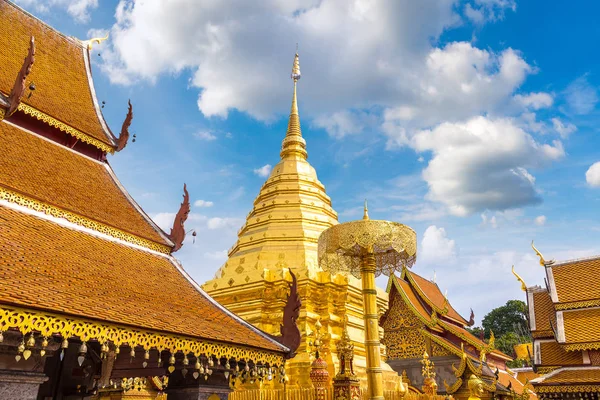 Złota Pagoda Wat Phra Doi Suthep Chiang Mai Tajlandia Letnie — Zdjęcie stockowe