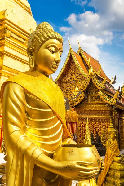 Golden Pagoda Wat Phra Doi Suthep Chiang Mai Tailandia Día —  Fotos de Stock