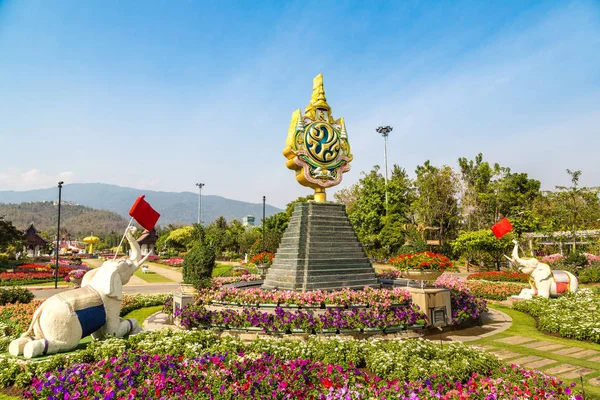 Royal Ratchaphruek Park Chiang Mai Tailandia Día Verano — Foto de Stock