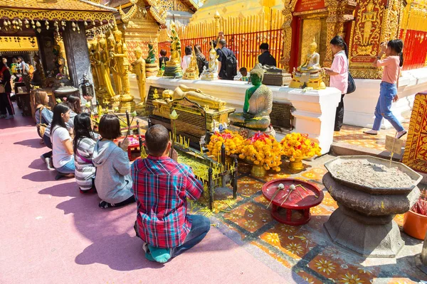 Чіанг Травня Таїланд Березня 2018 Золота Пагода Wat Phra Doi — стокове фото