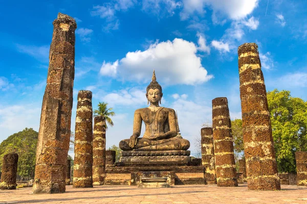 Wat Mahathat Templo Sukhothai Parque Histórico Tailândia Dia Verão — Fotografia de Stock