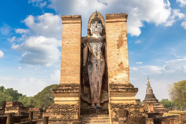 Sukhothai Ιστορικό Πάρκο Ταϊλάνδη Μια Καλοκαιρινή Μέρα — Φωτογραφία Αρχείου