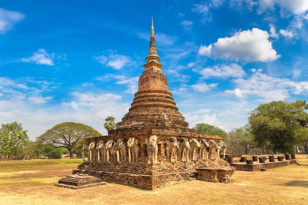 Temple Wat Sorasak Temple Éléphant Dans Parc Historique Sukhothai Thaïlande — Photo