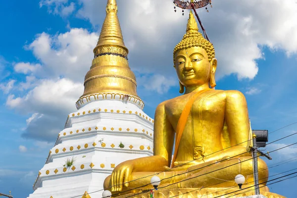 Wat Chiang Yuen Buddhistischer Tempel Chiang Mai Thailand Einem Sommertag — Stockfoto