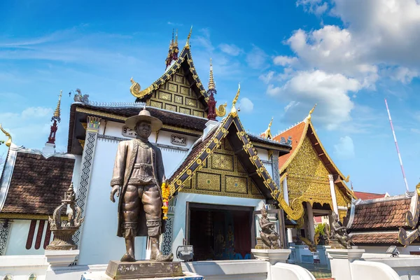 ワット プラシン 夏の日にチェンマイ タイの仏教徒寺院 — ストック写真