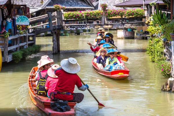 Pattaya Tailandia Marzo 2018 Mercado Flotante Pattaya Tailandia Día Verano — Foto de Stock