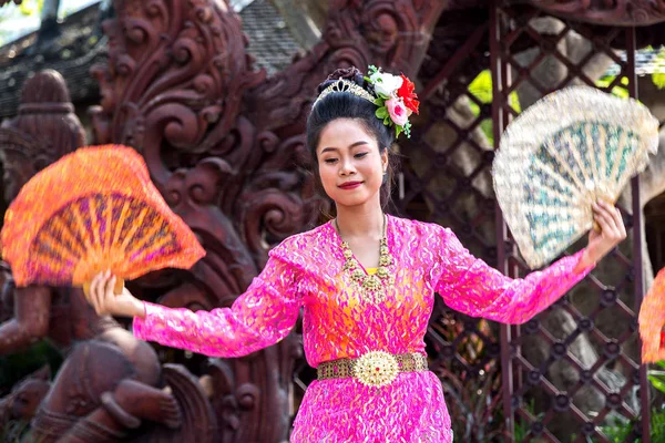 Pattaya Thailand March 2018 Thai Dancer Dancing Pattaya Thailand Summer — Stock Photo, Image