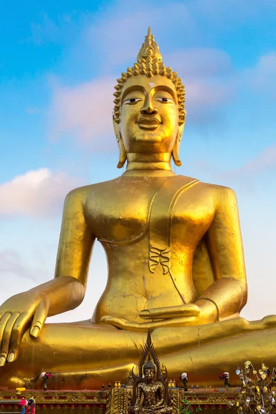 Złoty Wielki Budda Pattaya Tajlandia Letni Dzień — Zdjęcie stockowe