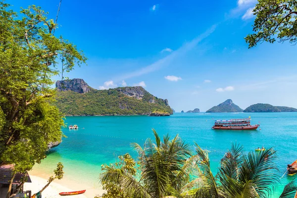 Bir yaz günü Mu Ko Ang Thong Milli Parkı, Tayland hava panoramik görünümü