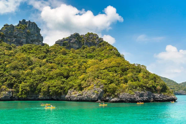 Mu Ko Ang Thong Milli Parkı, Tayland'da bir yaz günü