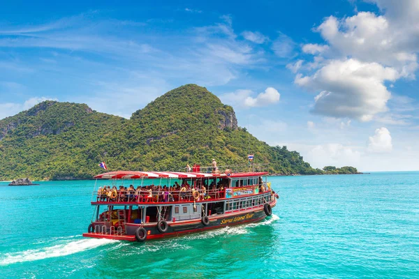 Samui, Tayland - 29 Mart 2018: Mu Ko Ang Thong Milli Parkı, Tayland bir yaz günü
