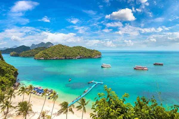 Mükemmel Beach'de bir yaz günü Mu Ko Ang Thong Milli Parkı, Tayland at