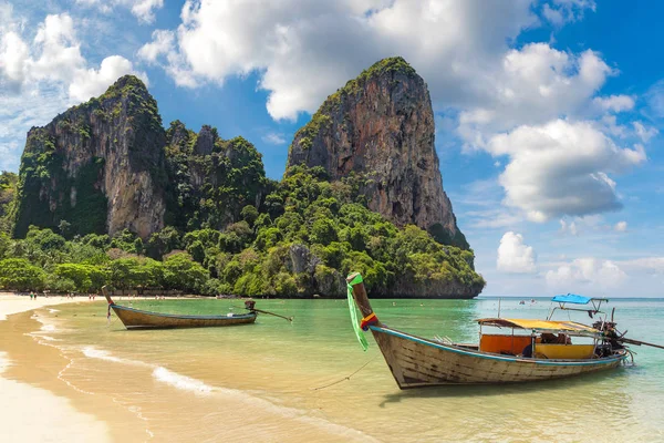 Barco Cauda Longa Tradicional Railay Beach Krabi Tailândia Dia Verão — Fotografia de Stock