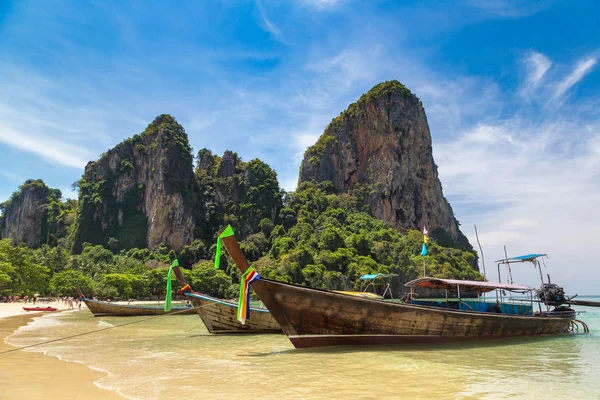Tradiční Dlouhý Ocas Loď Pláž Railay Město Krabi Thajsko Letním — Stock fotografie