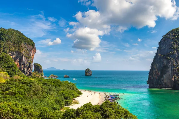 Hagyományos Hosszú Farok Hajót Phra Nang Beach Krabi Thaiföld Egy — Stock Fotó