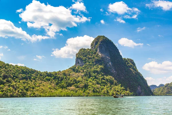 Ao Phang Nga Milli Parkı, bir yaz günü Tayland