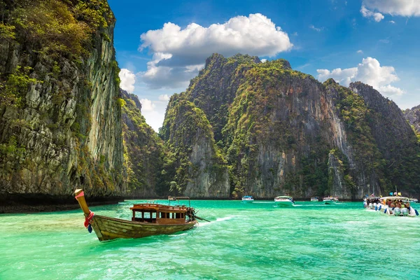 Maya Bay Στο Νησί Koh Phi Phi Leh Ταϊλάνδη Μια — Φωτογραφία Αρχείου