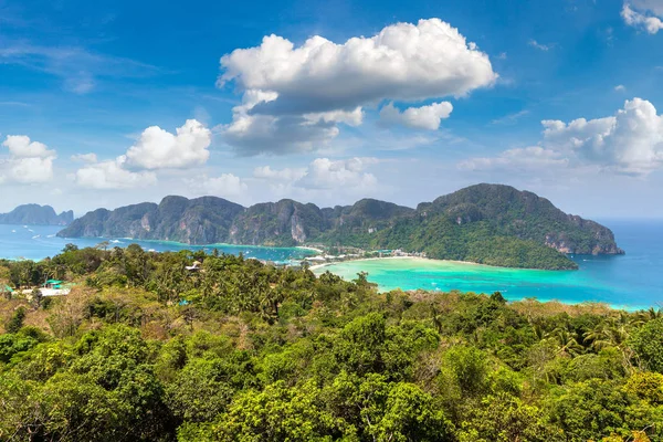 Phi Phi Don Island, Tayland bir yaz günü hava panoramik
