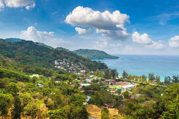 Tayland 'da bir yaz günü Phuket' in panoramik manzarası